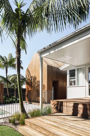 Shelly Beach Shack gallery image 5