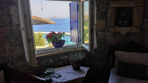 Top Airbnb: Endless blue - Breathtaking View & Peaceful Escape in Δήμος Λέρου