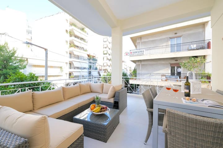 Guest favorite listing in Piraeus