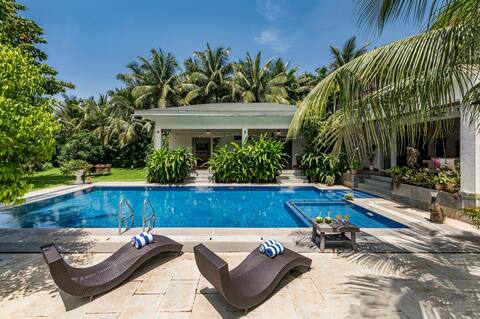 5BHK Pet-friendly Pvt Pool Villa, Garden & Games