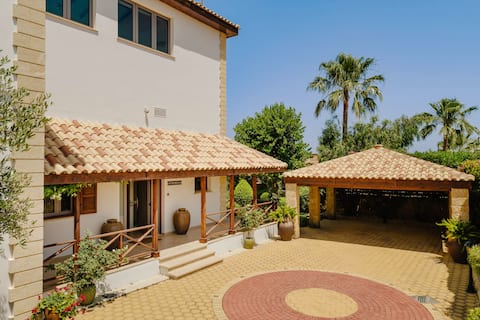 North Cyprus Luxury Villa