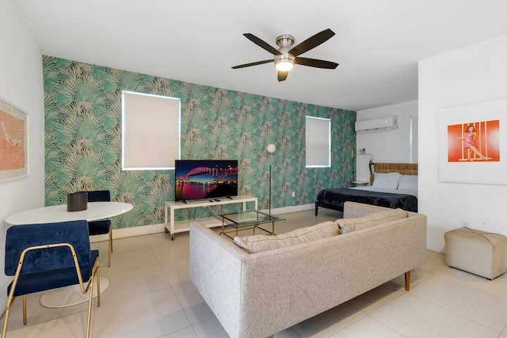 Vintage Studio with Modern Amenities Wynwood Cha Apartments