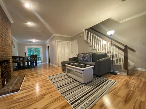Apartment near ORNL,Rowing, Methodist. PET welcome