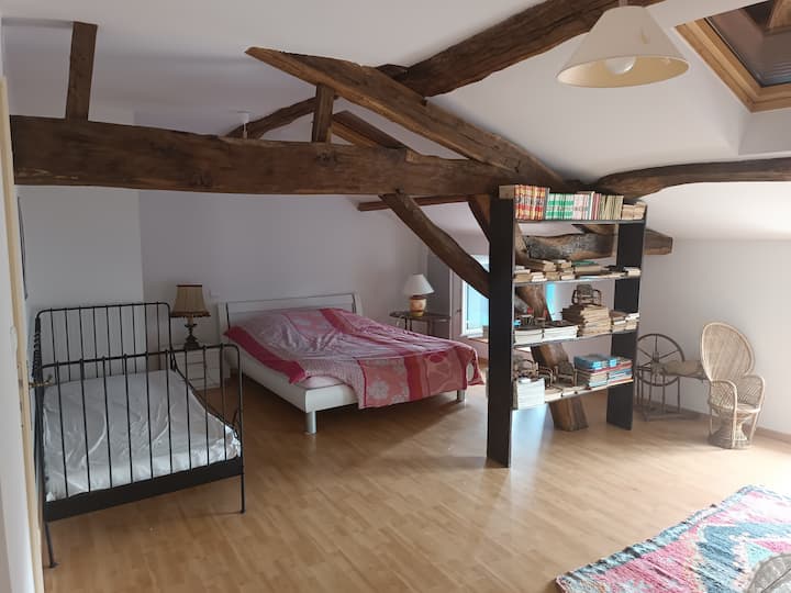 غرفة نوم 2،
 طابق