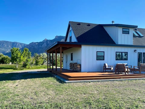 New & Private Modern Farmhouse