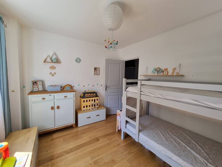 საძინებელი 2