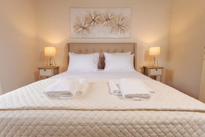 1-ლი საძინებელი 