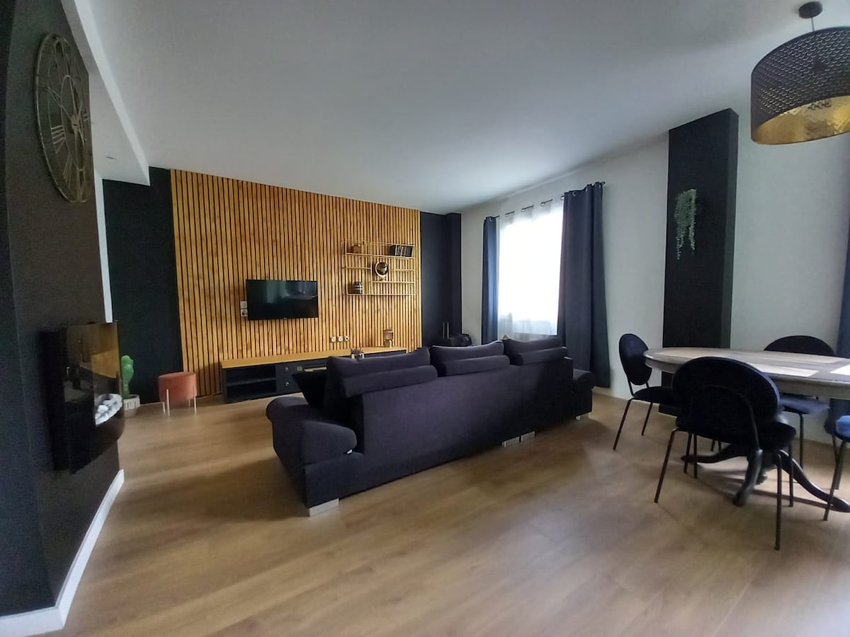 Annuncio Airbnb popolare: Duplex 4 people + parking a Pau