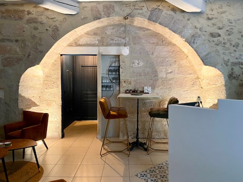 Annonce Airbnb populaire: Apartment in the historic center of Uzès à Uzès