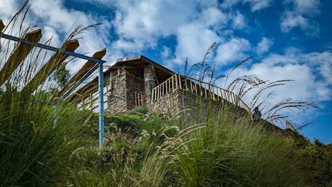 Hushstay x Garhwal : A Boutique Mountain Home