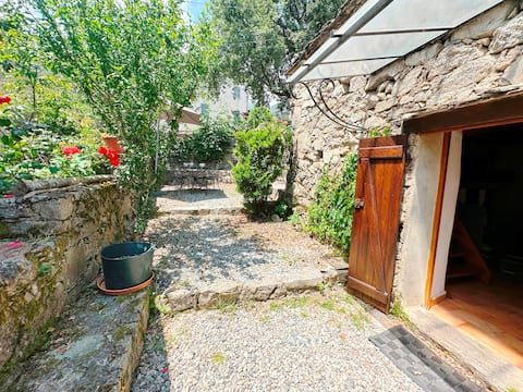 Typical small house in the heart of Corsica.