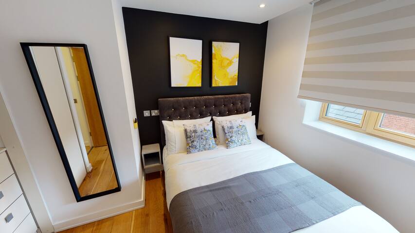 2 Bedroom 2 bathroom 4 people @ MCR City Centre gallery image 5