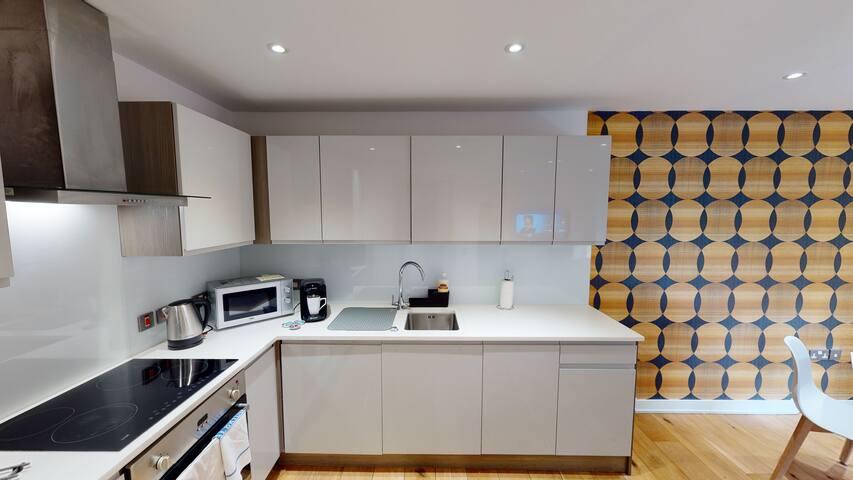 2 Bedroom 2 bathroom 4 people @ MCR City Centre gallery image 3