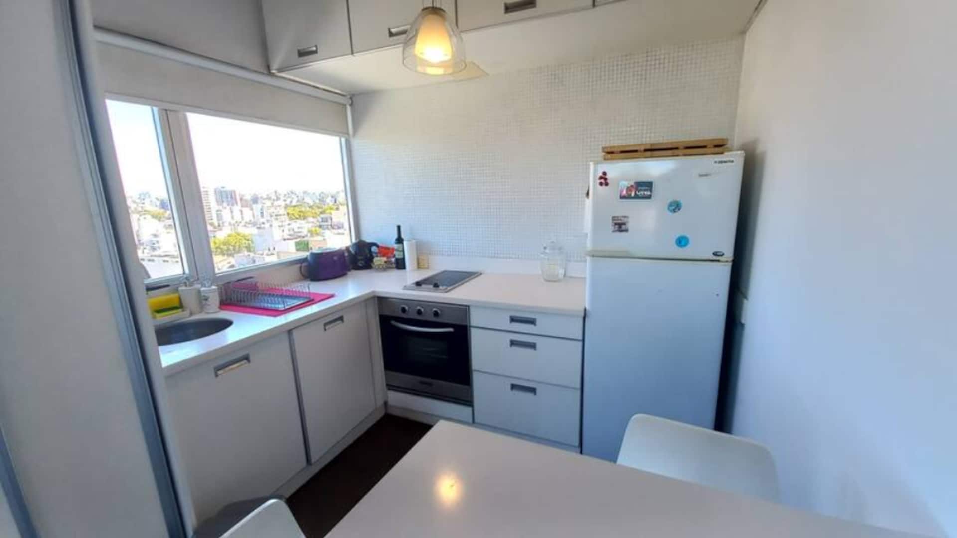 Studio con balcón terraza y vista panorámica en Palermo