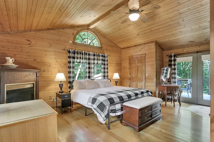 Hlavný apartmán s vlastnou terasou.