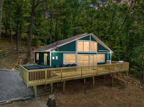 Forest Ridge Cabin - Hot Tub +Wi-Fi +National Park