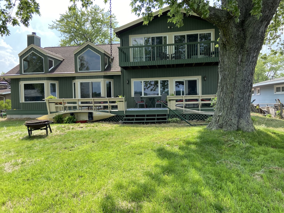 Enjoy Fall and Family in Southwest Michigan Houses for Rent in Coloma