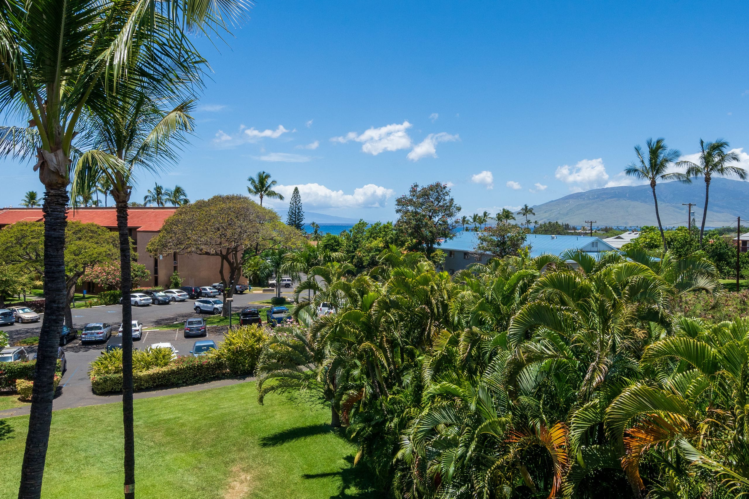 Condo in Kihei · ★5.0 · 2 bedrooms · 4 beds · 2 private baths - Image 36