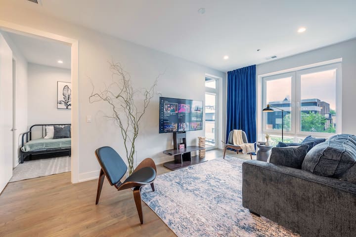 Millennium park 10 min Free P-Spot&Balcony Sleep 8