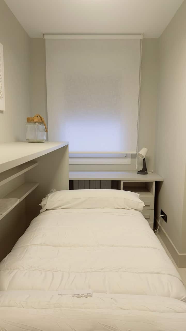 Cama plegable extendida
