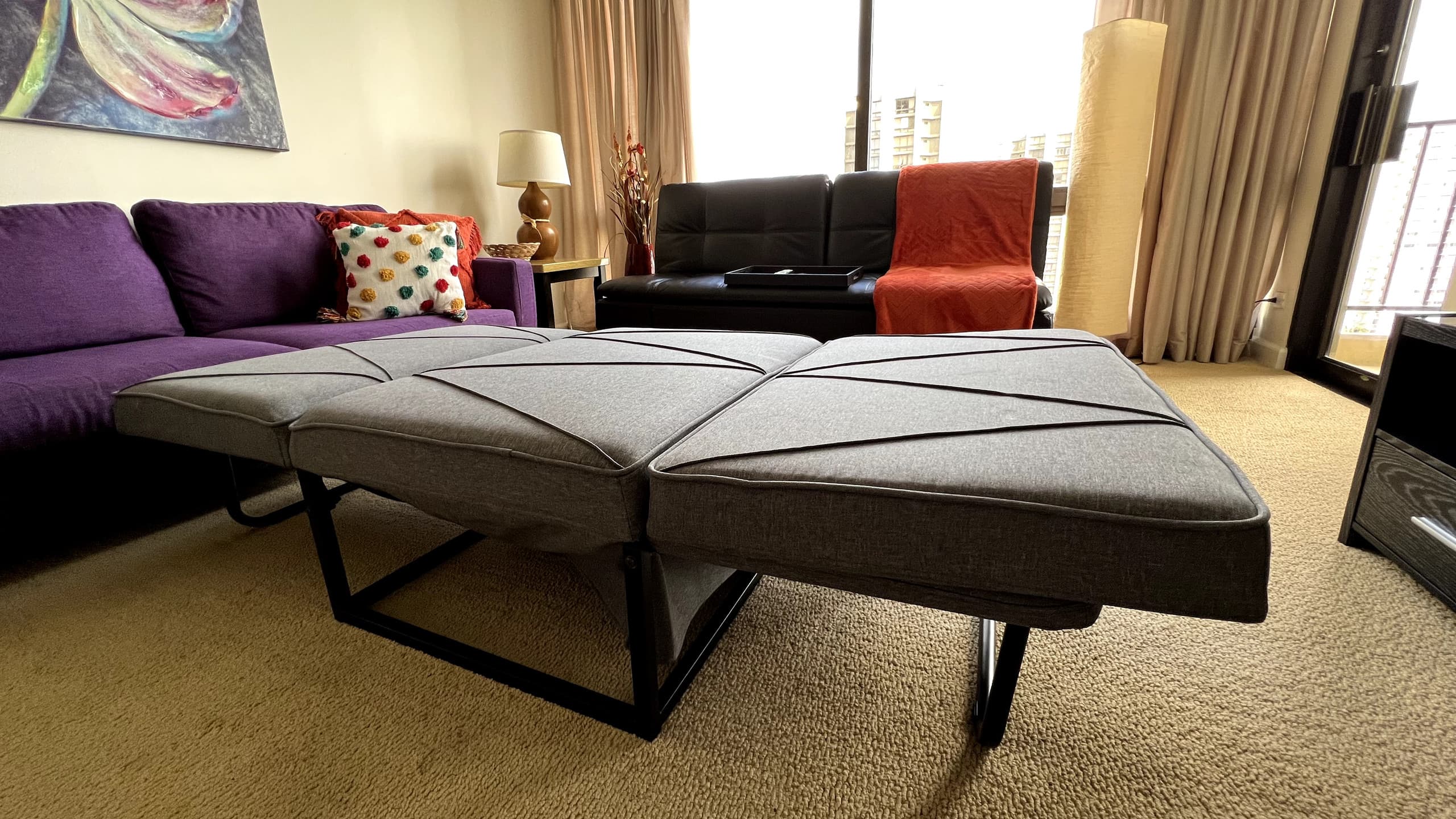 Quiet and comfy 1bd with pool & free parking - Image 8
