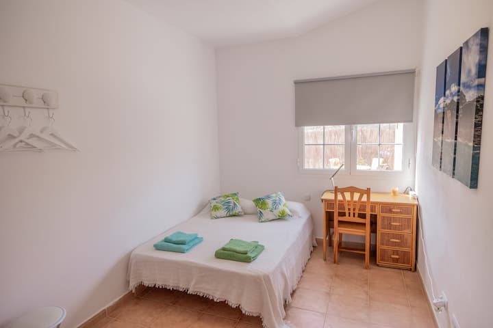 Domitorio con escritorio