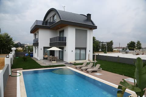 Kybele Elite Villa
