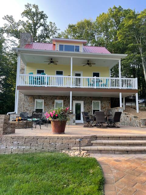 Smith Mountain Lake Cottage