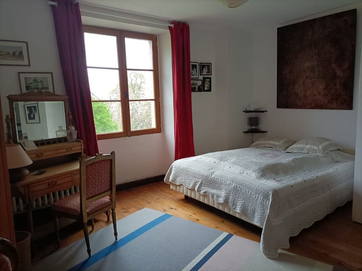 غرفة النوم 2