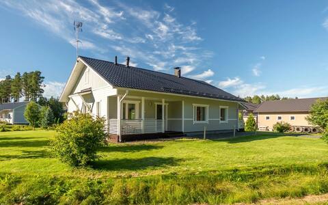 Stylish detached house in a big yard