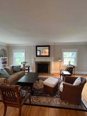 Historic Summit Avenue gallery image 4