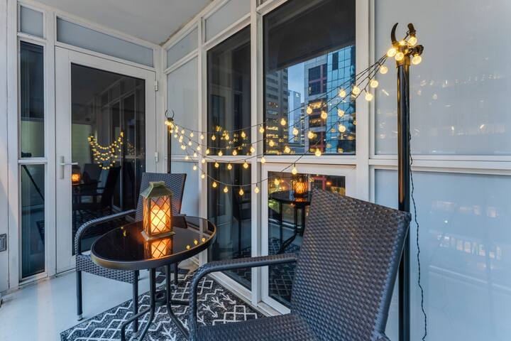 2 beds-CN Tower View gallery image 4