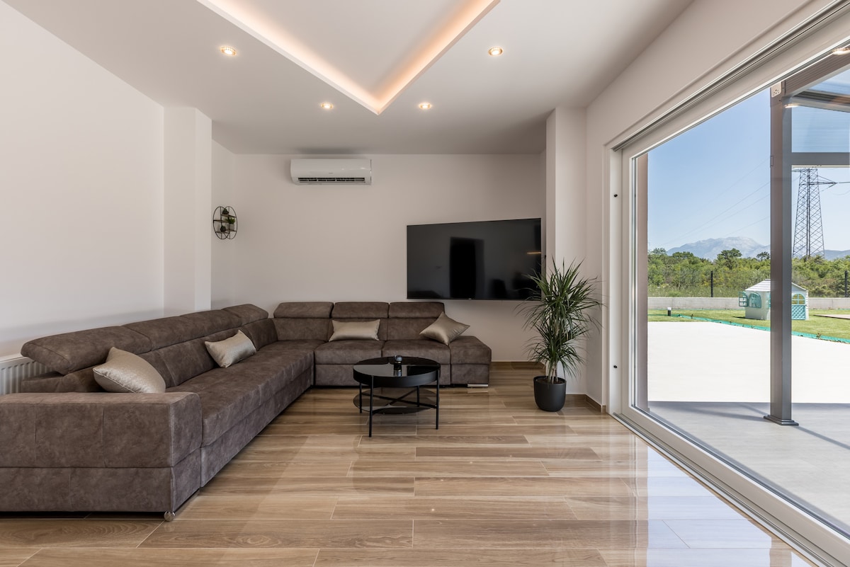 villa sky · Villa Sky D Omiš 10 people, luxury villa