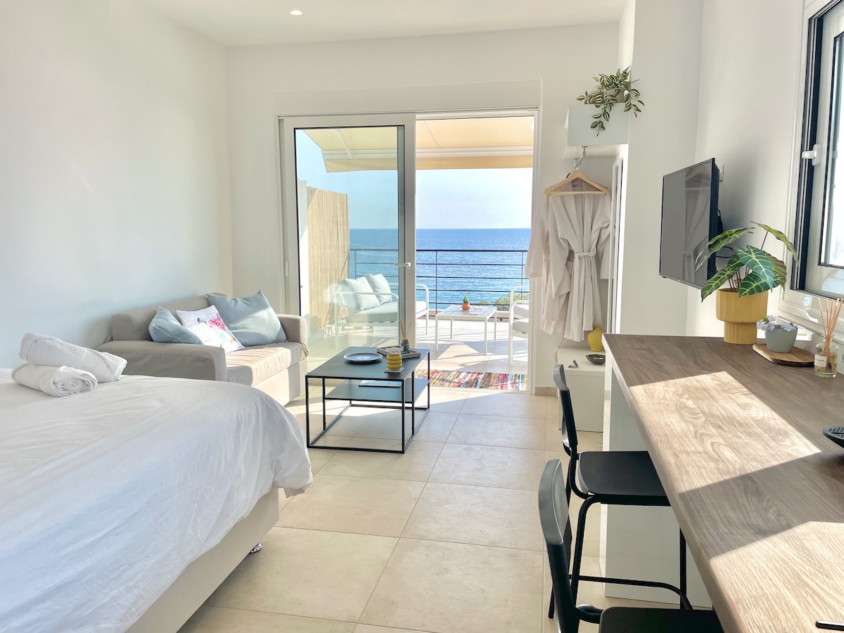 Aqua Vista Saronida Sunsets — Apartament — închiriere de vacanță cu vedere la mare în Saronida, Greece, Atena, Grecia — fotografia 4 a proprietății | Aqua Vista Rentals