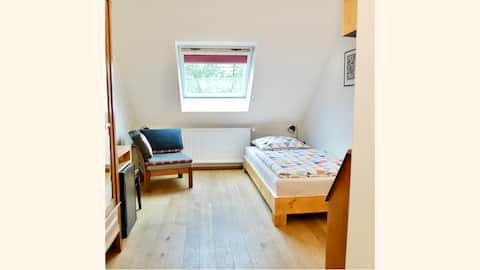 Top Airbnb: Close to Old Town, Königsallee,.. in Pempelfort