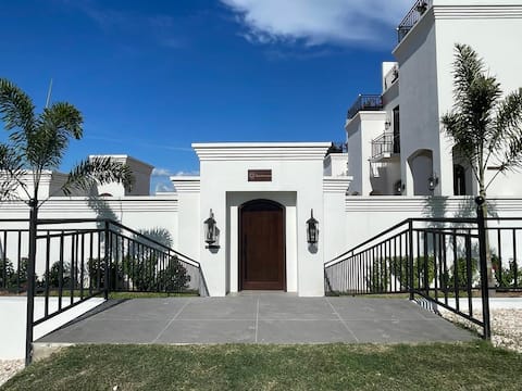 Las Haciendas, Villa 5.
