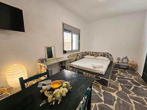 Holiday rentals in Nea Styra