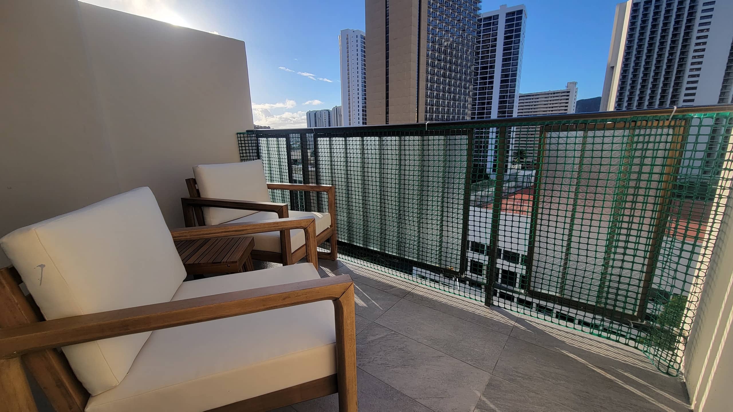 Condo in Honolulu · ★4.95 · 2 bedrooms · 6 beds · 2 baths - Image 36