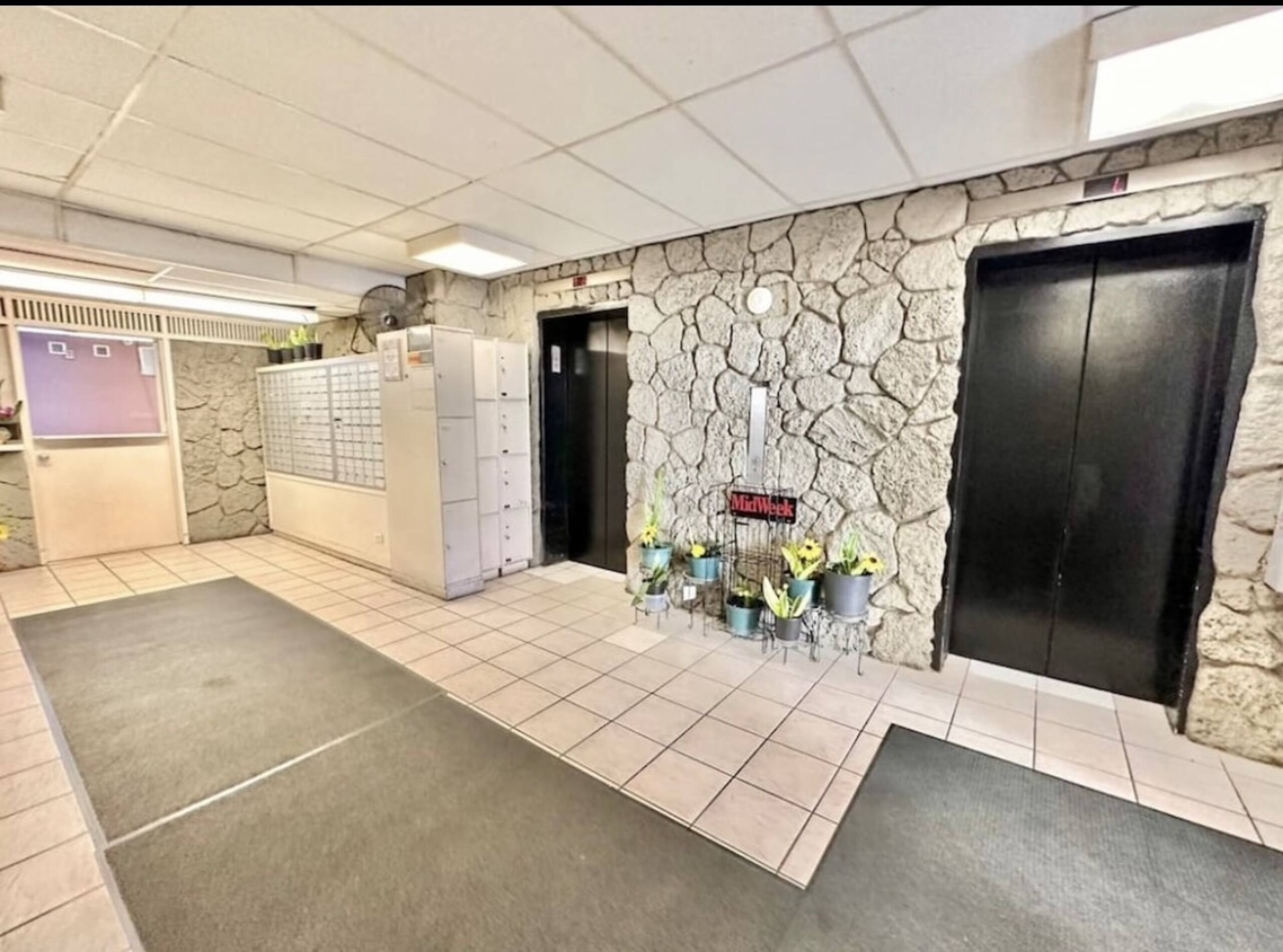 Condo in Honolulu · ★4.95 · 2 bedrooms · 6 beds · 2 baths - Image 68