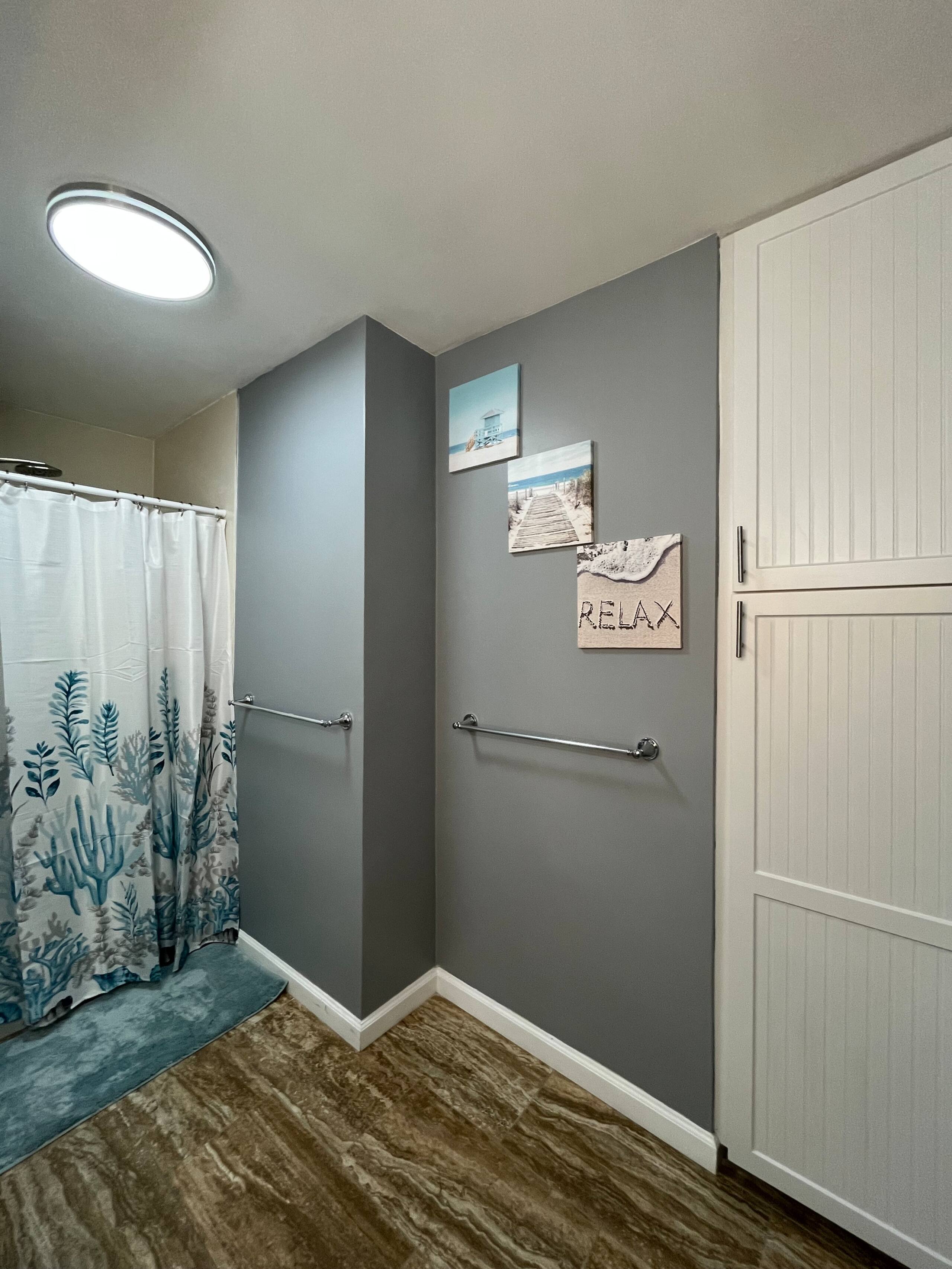 Condo in Honolulu · ★4.95 · 2 bedrooms · 6 beds · 2 baths - Image 56
