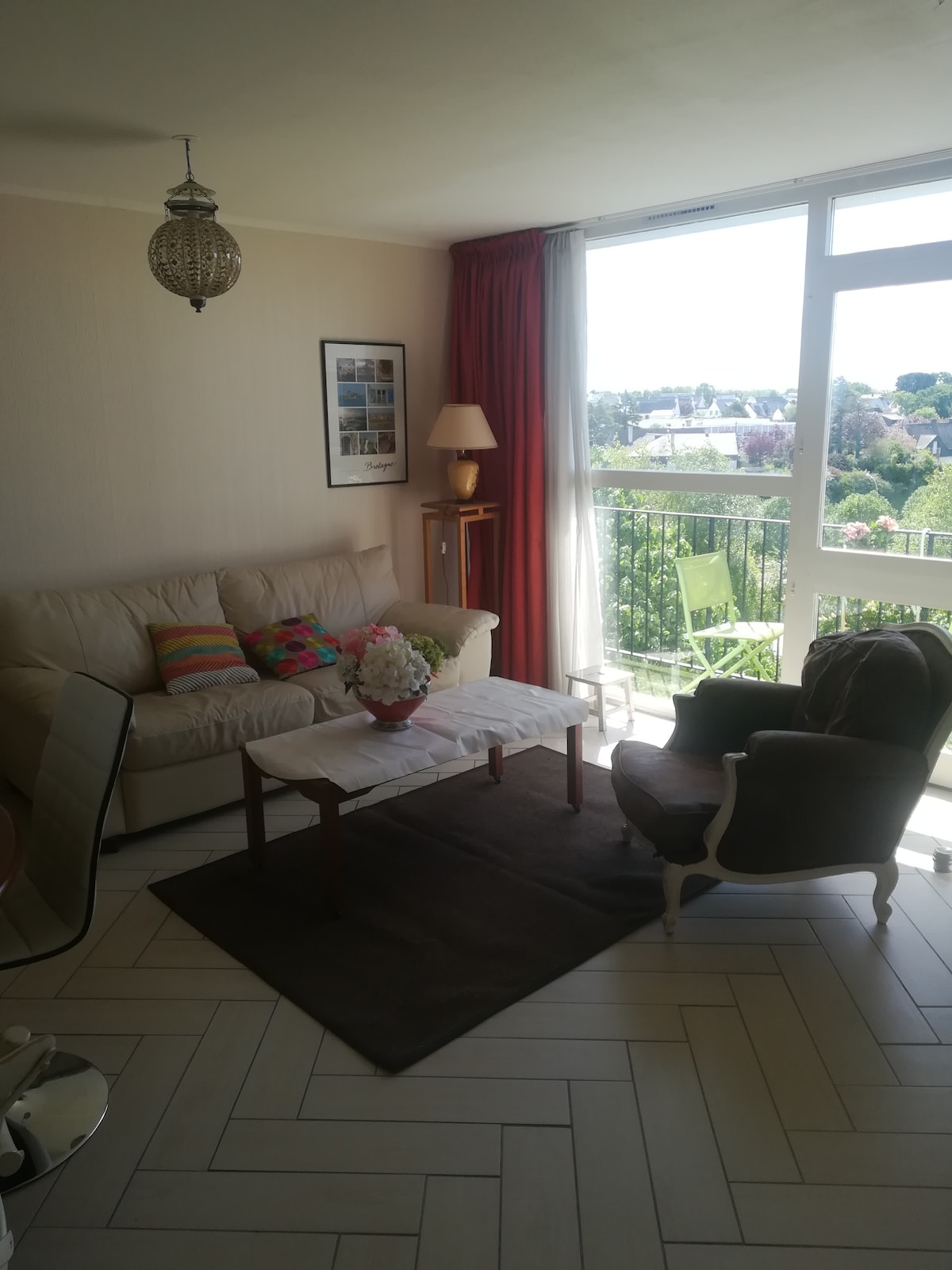 Top Airbnb: 2-bedroom apartment + near the port and city center in Vannes