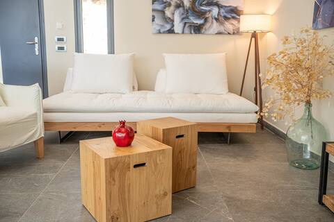 Successful Airbnb property: Villa Fortuna II_ Luxury villa with infinity pool in Δήμος Σάμης