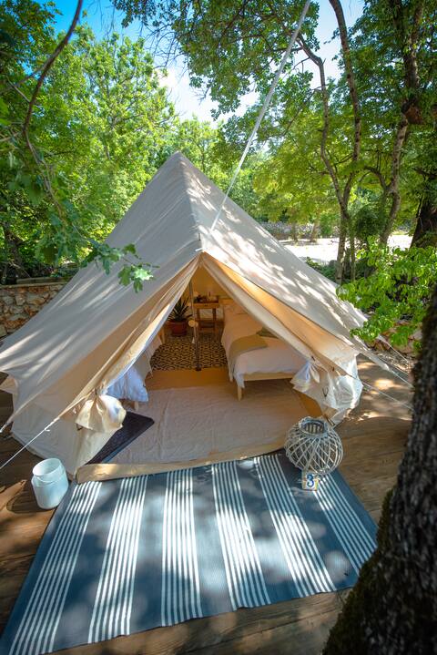 luxury tent for 2 people