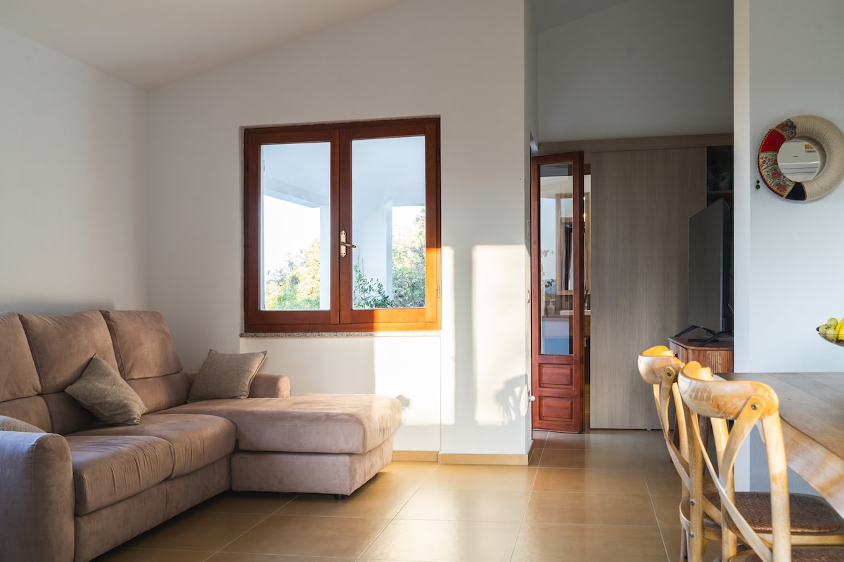 Popular Airbnb listing: Casa Mir.Ago immersed in Nature - 2 steps from the sea in Siniscola