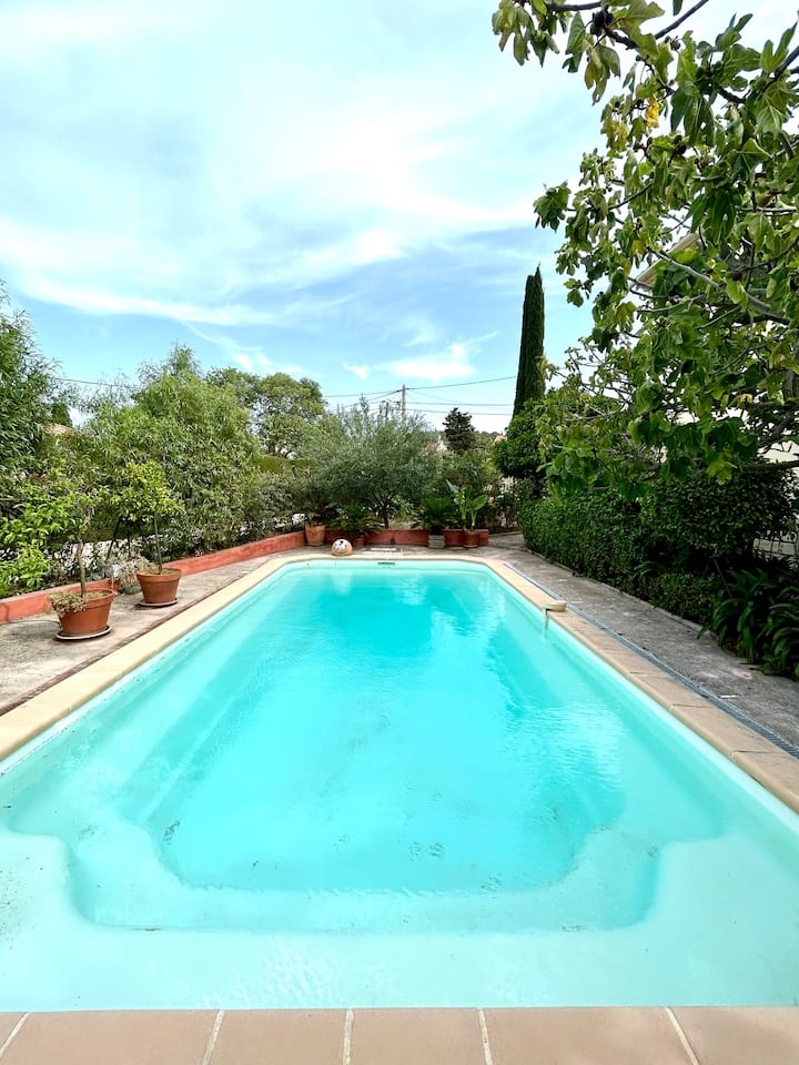 Studio Love - Les Orangers-piscine-15mn Plage-5kms - Sanary-sur-Mer