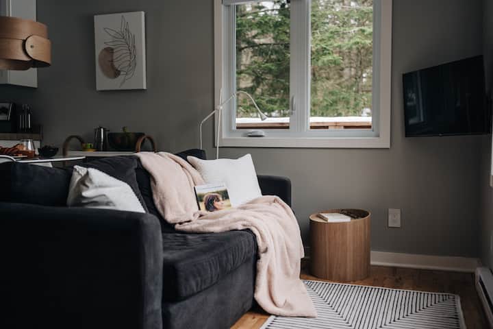 a reading area to unwind!