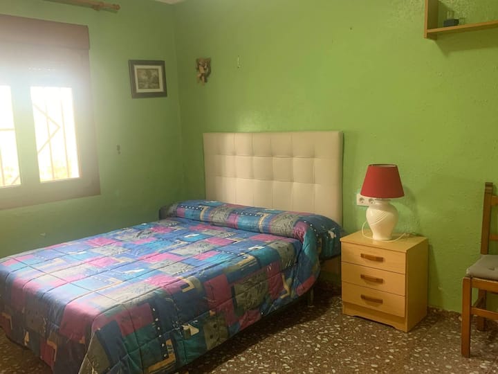 საძინებელი 2