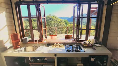 Imóvel de sucesso: CasaTerra: Bioconstruction with Spectacular View em Cavalcante