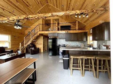 Timber Ridge Log Cabins Moravia 4Bedrooms cabin #2