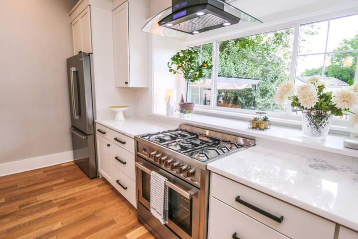 Tranquil Dublin Bungalow 4 min from Bridgepark gallery image 4